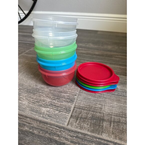 5 TUPPERWARE IDEAL LITTLE BOWLS LIT'L SNACK CUPS RED BLUE GREEN 2 Clear - Picture 1 of 2